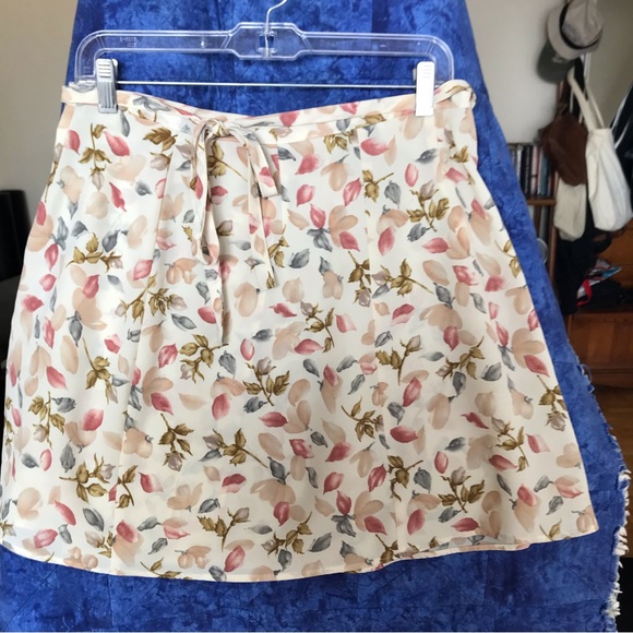 Sweet floral wrap skirt size 7/8 vintage 90s - Picture 2 of 6